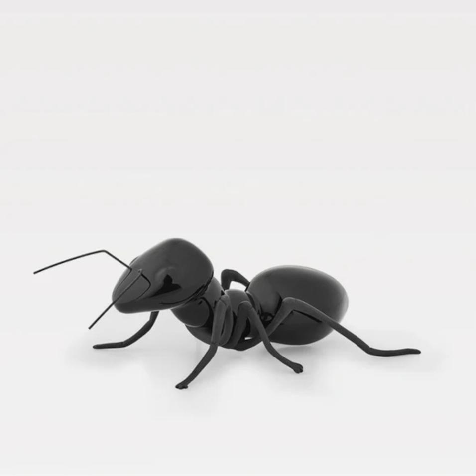 A Formiga | Preto Mate (patas em latão oxidado)